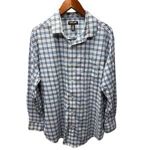 Kirkland Signature Men’s  performance sport Shirt  Size XL  # K103